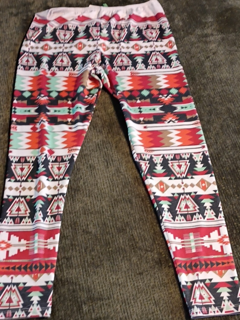 Women's Aztec Print Leggings - Multicolor